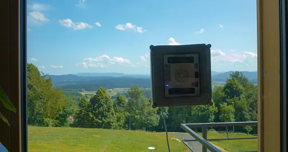Jaki jest najlepszy robot do czyszczenia okien